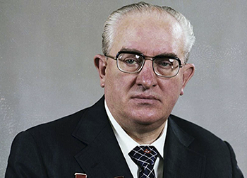 Юрий Иванович Андропов